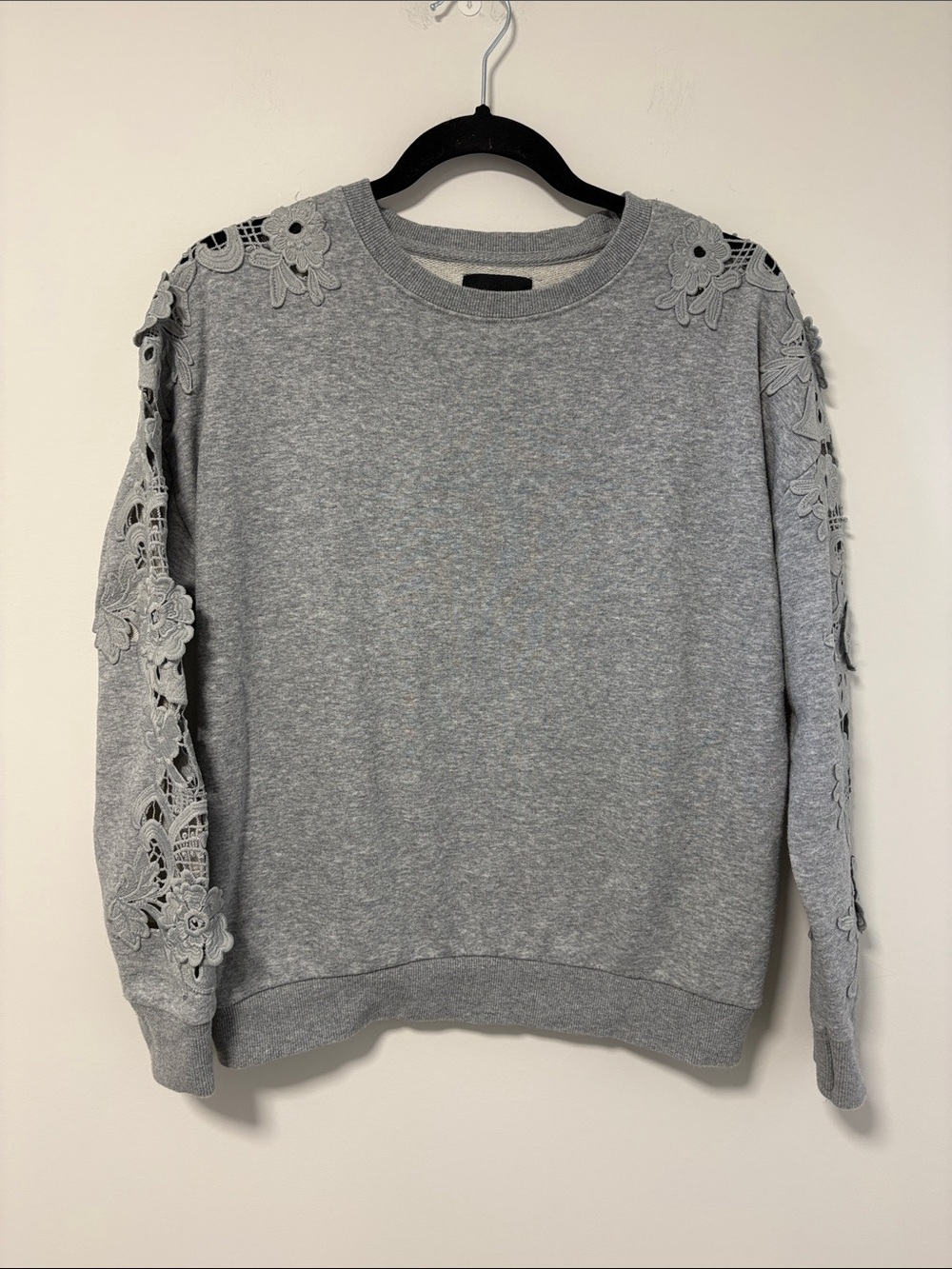 mercer & madison Light Gray Crewneck Sweatshirt with Lace-Trim Sleeves